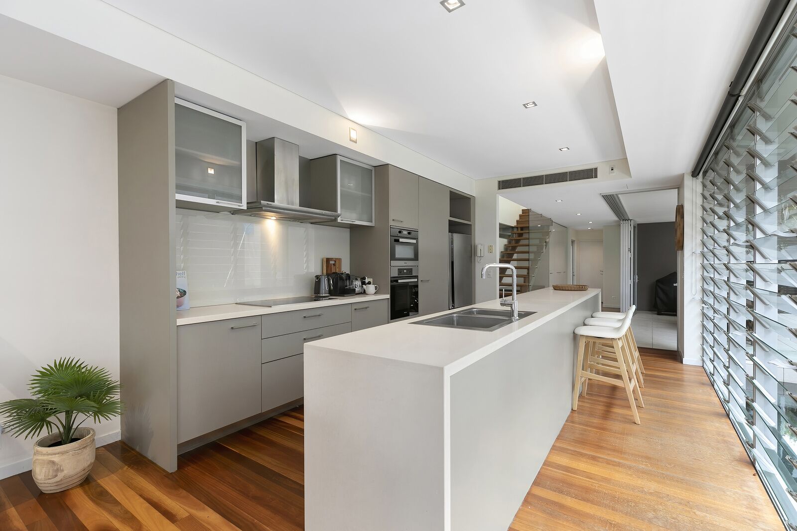 Sanctuary @ Sunshine - Ultimate beachside sanctuary