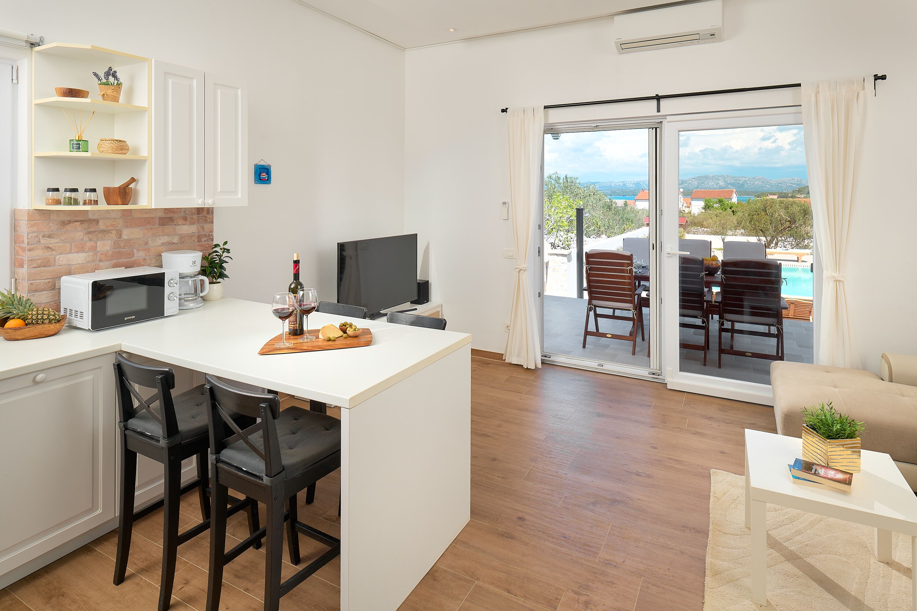 Villa - tillgång till pool - viss havsutsikt | Eget kök | Stort kylskåp, mikrovågsugn, ugn och spishäll