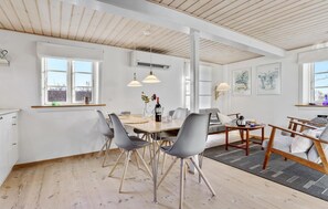 Dining - Lovely home in Svaneke with WiFi (Svaneke)