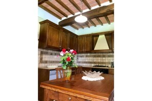 Dining - The Rigomagno Hill (Rigomagno)
