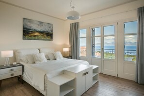 4 bedrooms, iron/ironing board, WiFi, bed sheets - Villa Andromahi  - Four Bedroom Villa, Sleeps 8 (Antipata)