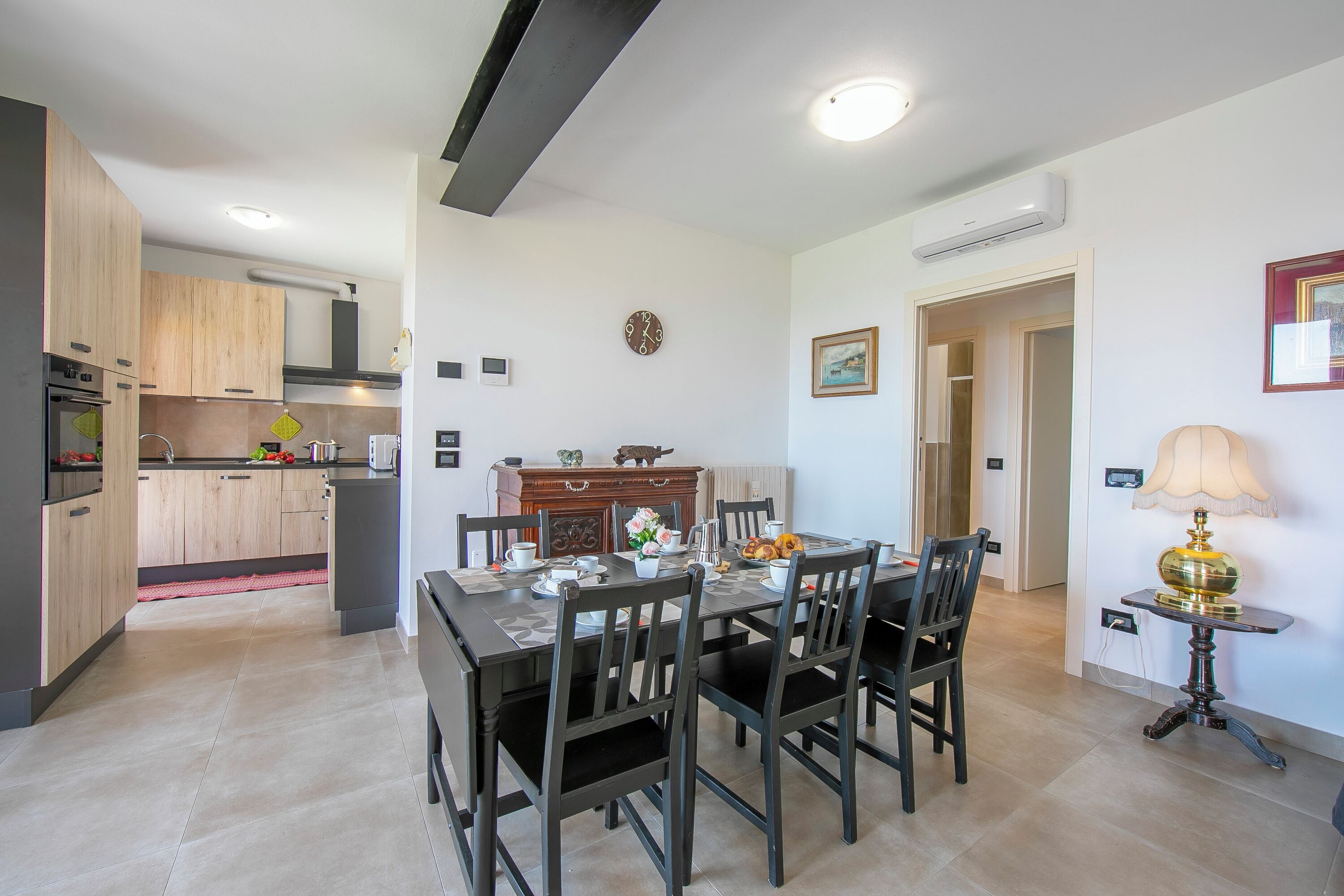 Family House, Multiple Bedrooms (Villa Teresa Apt Lake Garda View) | Dining