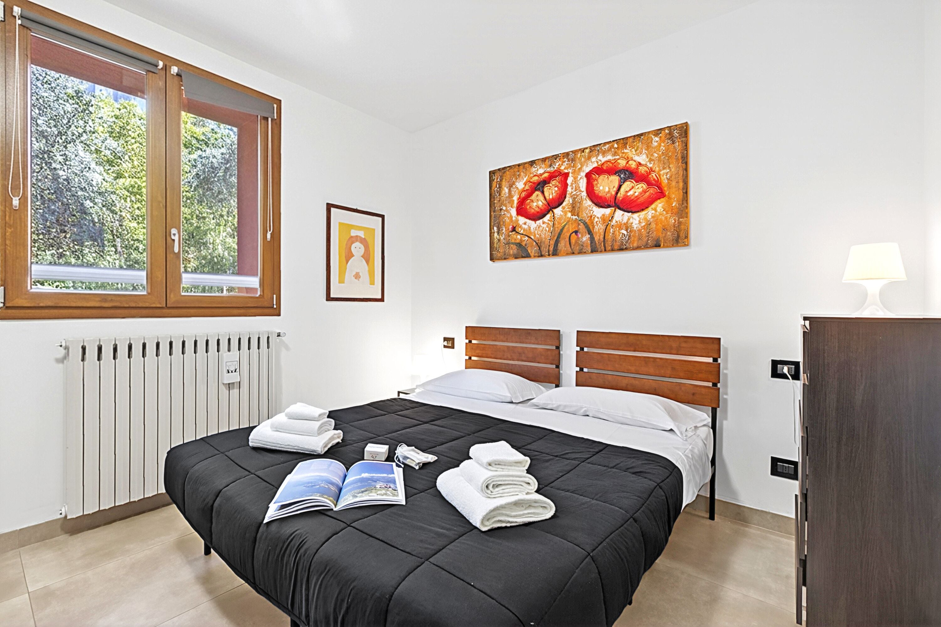 Casa familiar, varias habitaciones (Villa Teresa Apt Lake Garda View) | 2 habitaciones, tabla de planchar con plancha y wifi gratis 