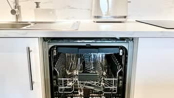 Réfrigérateur, micro-ondes, plaque de cuisson, lave-vaisselle