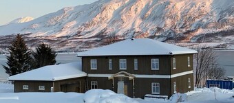 Beautiful 1-bed Apartment in Lenangsoyra Lyngen