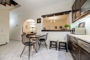 Maison, 3 chambres | Cuisine privée