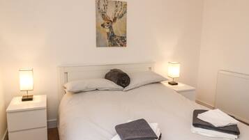 Cottage | 2 bedrooms, individually decorated, individually furnished, free WiFi