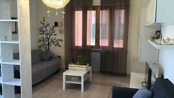 Smart-TV, Bücher, Drucker