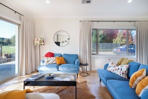 Smart TV, chimenea