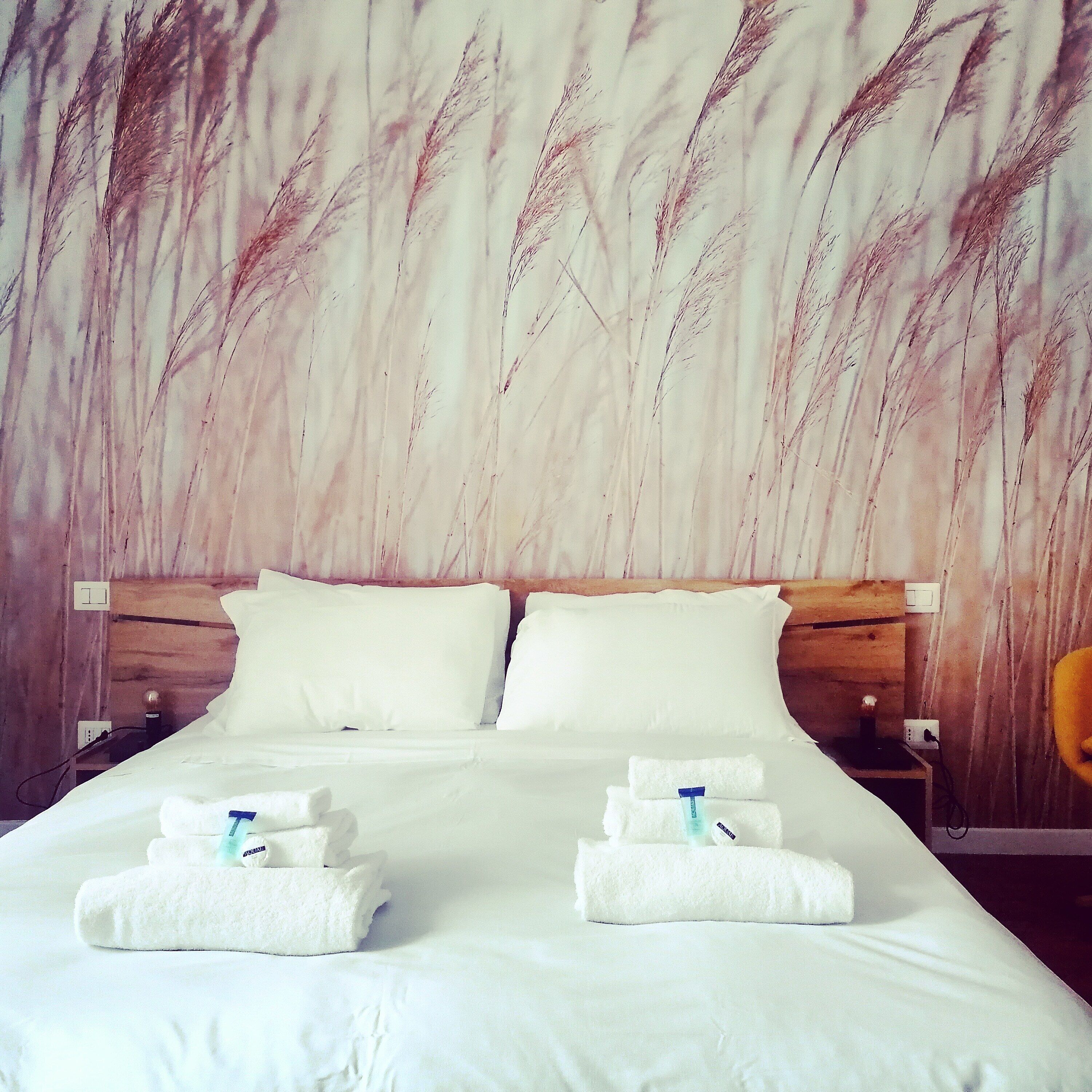 2 bedrooms, iron/ironing board, travel cot, free WiFi