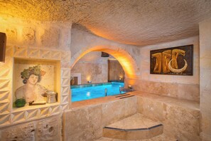 Deluxe Kemer Suite - 203 | Premium bedding, minibar, individually decorated, individually furnished - Cappa Via Cave Hotel Cappadocia (Ürgüp)