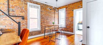 Short North/Downtown | Steps to High St | Walk to Convention Ctr | Free Parking