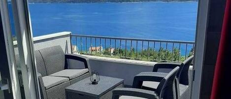 Apartment (One Bedroom Apartment with Terrace an) | Terrasse/Patio