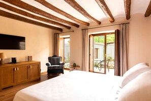 Zimmer, Terrasse (Large) | Blick auf den Innenhof