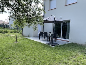 Outdoor dining - Les Villas de Castel - Villa Les Roses (Castelmaurou)