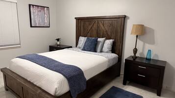 1 chambre, fer et planche Ă repasser, Wi-Fi gratuit, draps fournis