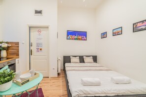 Basic Apartment - Real Apartments Anker II (Budapest)