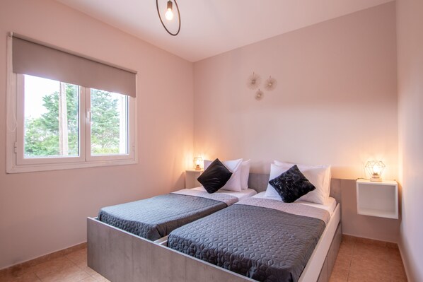 Apartment | Laptopgeeigneter Arbeitsplatz, Bügeleisen/B ügelbrett, kostenloses WLAN