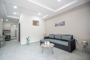 35-Zoll-LED-Fernseher mit Digitalempfang, Fernseher