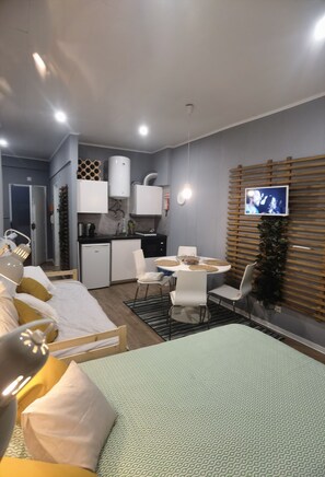 Free WiFi, bed sheets - HC Suite S.Martinho (São Martinho do Porto)