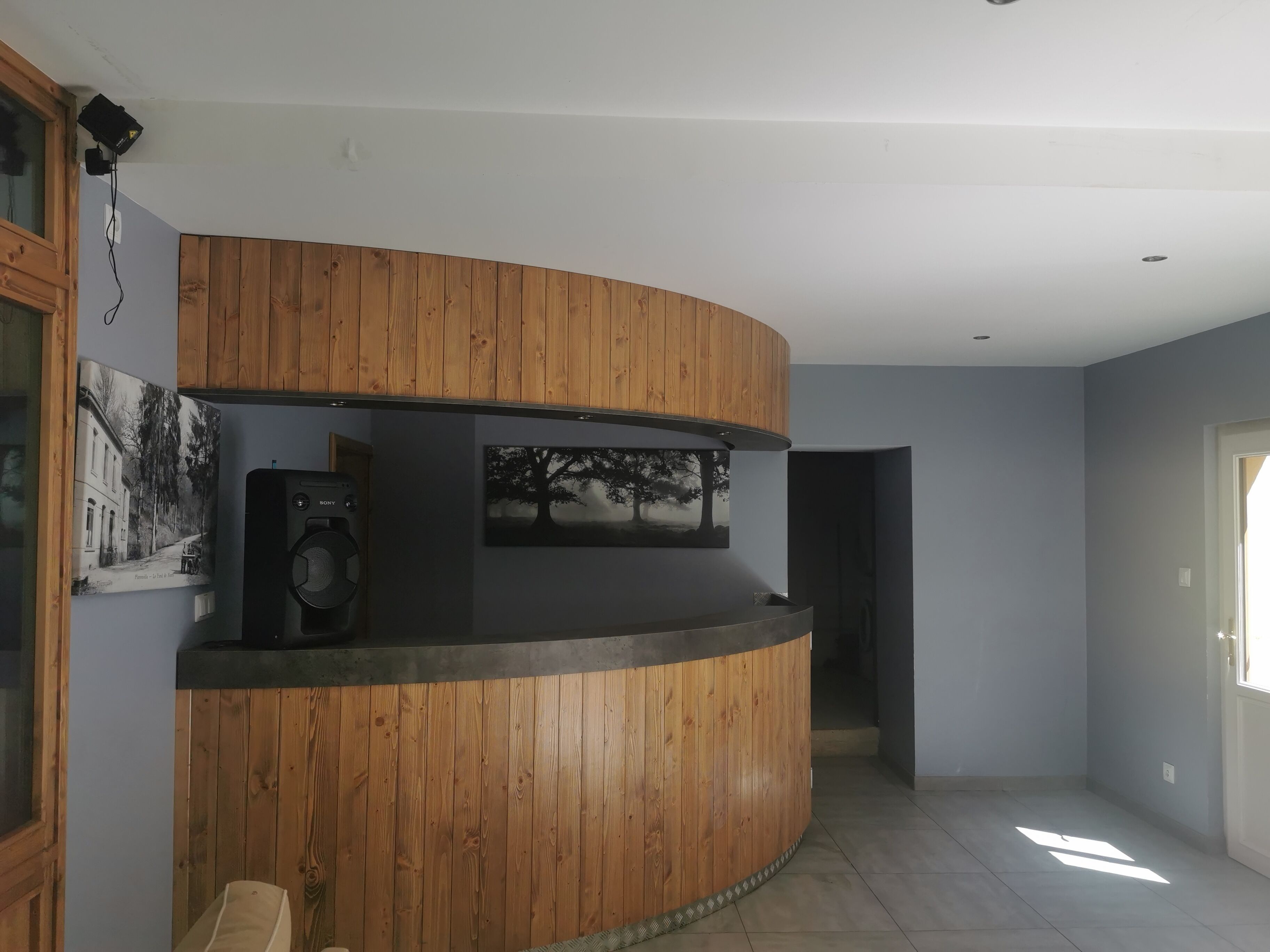 Gite spacieux et design avec jaccuzzi au cœur de la foret ardennaise