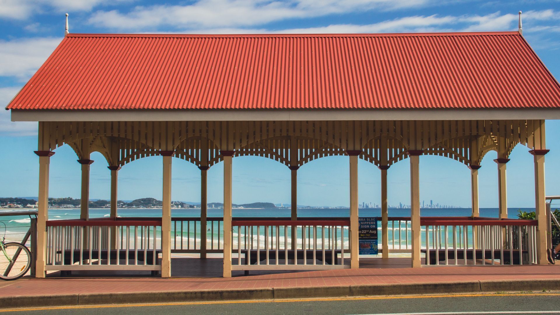 Kirra Gardens 5 - Kirra Point Beachfront - Min. 3. Night Stays! — image 4