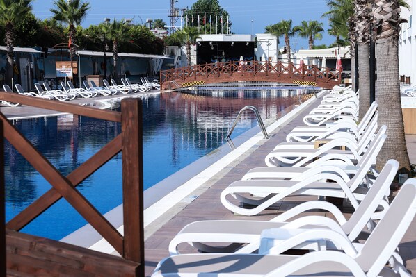 Seasonal outdoor pool