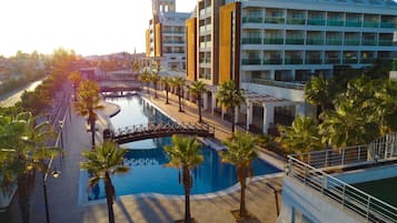 Alberca al aire libre por temporada