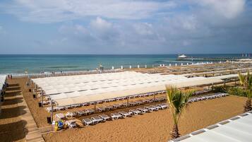 Privat strand i nærheden, gratis strandtransport, strandbarer
