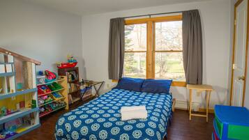 3 Schlafzimmer, Schreibtisch, Bügeleisen/Bügelbrett, kostenloses WLAN