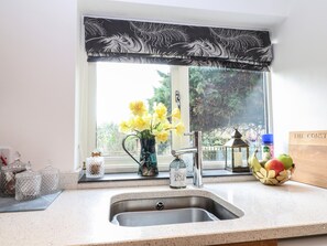 Cottage | Interior - The Cheese Room (Moreton-in-Marsh)