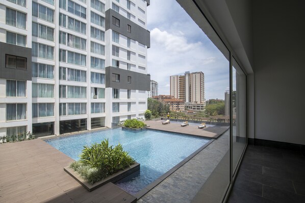 Piscina externa, piscina aquecida