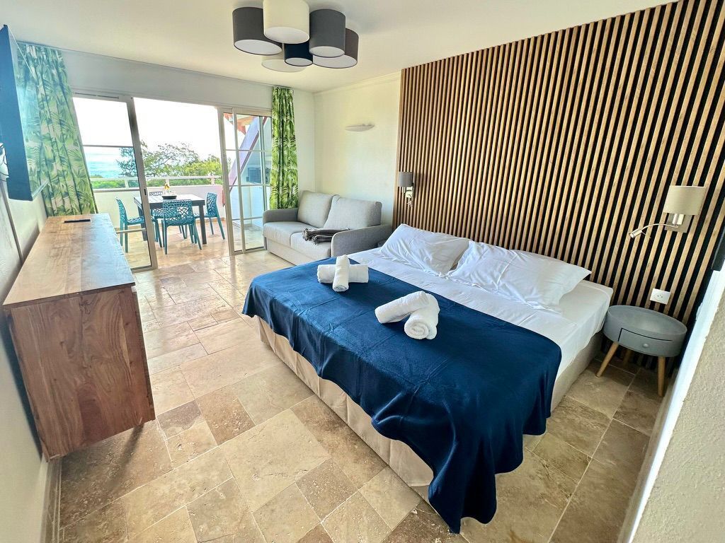 Panoramic-Studio, Balkon, Meerblick (Carambole 1626 2eme etage ) | Laptopgeeigneter Arbeitsplatz, Verdunkelungsvorhänge, Babybetten