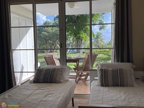 Panoramic Studio, Multiple Beds, Sea View, Beachfront (Aouara 1304 RDC Vue mer et plage) - Barbadine - Resorts Flats - Sainte Anne (Sainte-Anne)