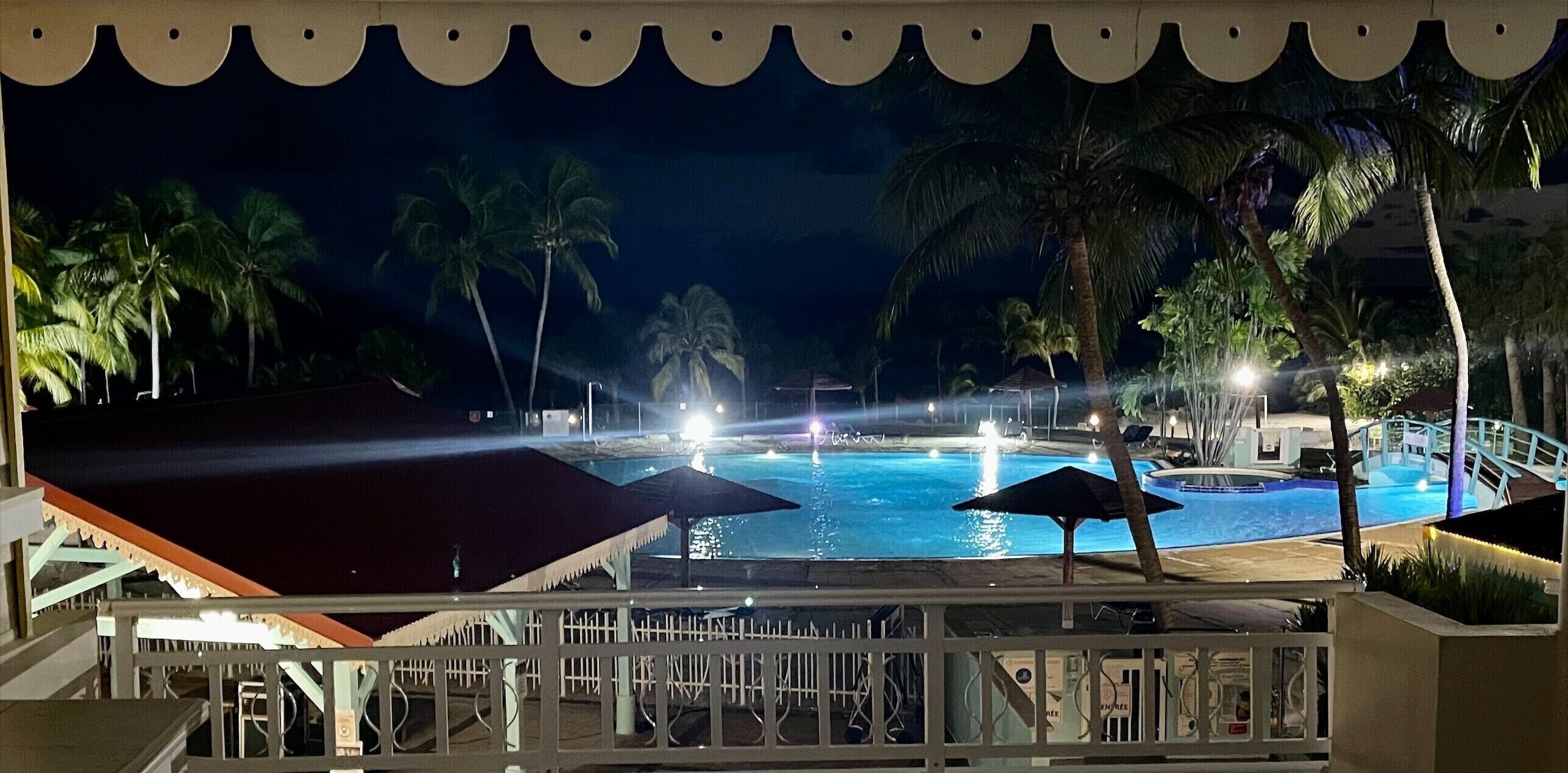 Suite estudio panorámica, vista al mar, junto a la alberca (Barbadine 1013) | Vista del balcón