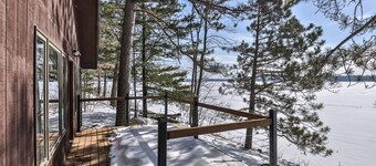 Northwoods lakeside cabin just steps from Butternut Lake with dock and firepit!