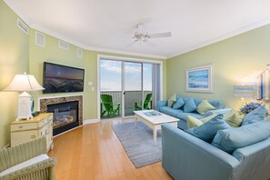 Una televisión de pantalla plana