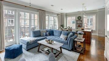 TV, fireplace, offices