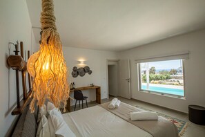 4 Schlafzimmer, Zimmersafe, Bügeleisen/Bügelbrett, WLAN