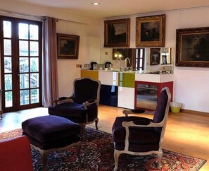 特色装修、特色家居、免费 WiFi、床单