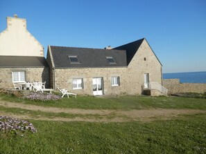 Exterior - PROMO dernière minute -5 % -TY AVEL*** - Les pieds dans l'eau - 180° SEA VIEW (Plouhinec)