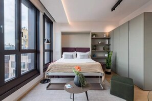 Bügeleisen/Bügelbrett, kostenloses WLAN, Bettwäsche