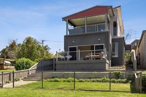 Exterior - Riviera Lakeside Getaway with Stunning Water Views (Ocean Grove)