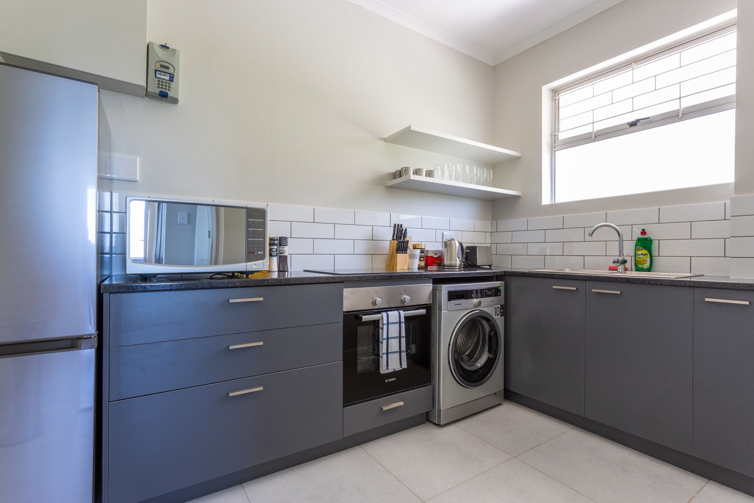 Camps Bay Holiday Apartments Unit 16