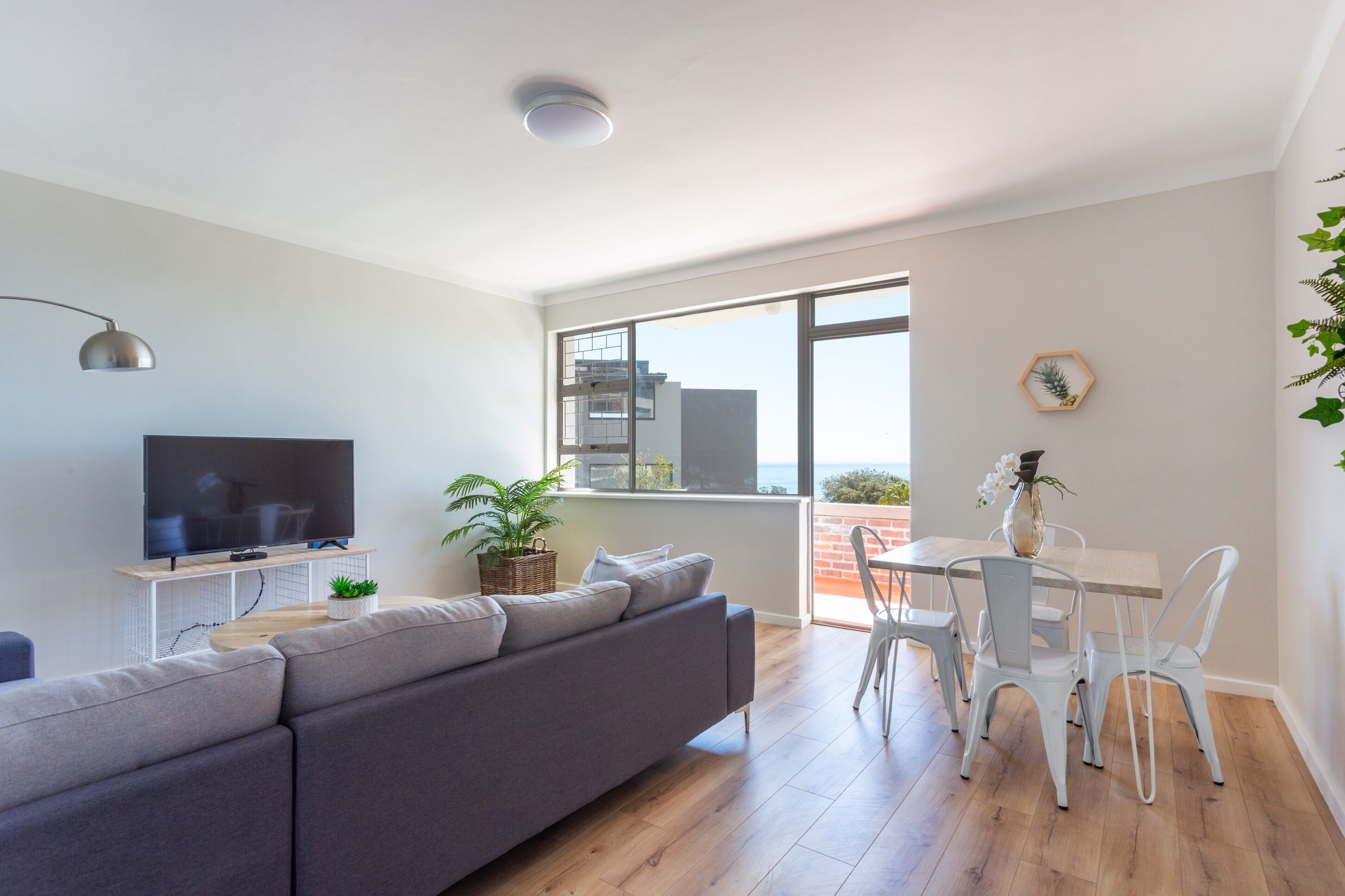 Camps Bay Holiday Apartments Unit 3