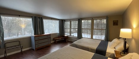 Hus Signature - 3 sovrum - 2 badrum - utsikt mot floden | 3 sovrum, individuell inredning, unika möbler och resesÀng
