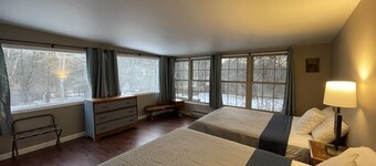 Brookside Hideaway, Brook Road Inn