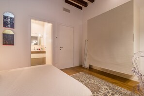 Luxury-Apartment