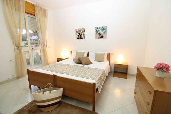 3 Schlafzimmer, kostenloses WLAN, Bettwäsche