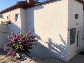 Apartment (Three Bedroom Apartment with Terrace ) | Exterior - Sendi-kali Apartment (Kali)